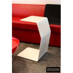 Table d'appoint métallique