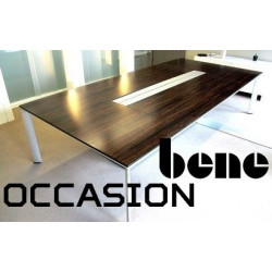 Table BENE KAI STANIA