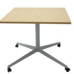Tables sur roulettes 
