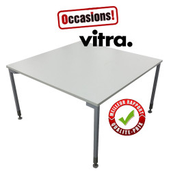 Table Vitra carré
