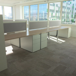 Ensemble de 4 bureaux partagés