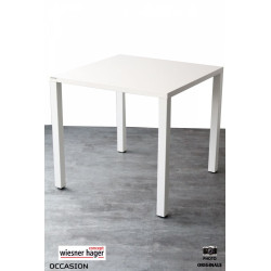 Table de réunion carrée