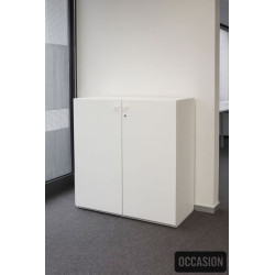 Armoire blanche de bureau