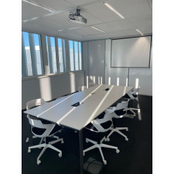 Table de réunion visioconférence