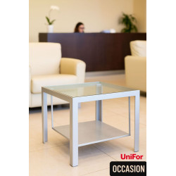 Table verre carrée