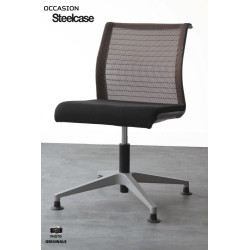 Siège visiteur Think Steelcase