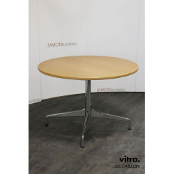 Eames table Vitra