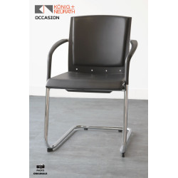 Siège cuir noir Konig and Neurath