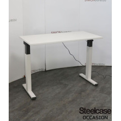 Petit bureau réglable en hauteur
