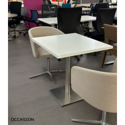 Table blanche pied chromé