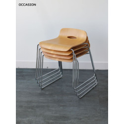 Tabouret empilable d'occasion