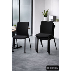 Chaise empilable d'occasion