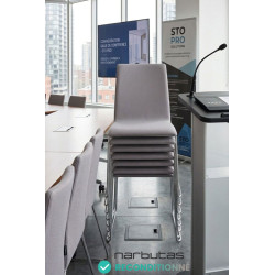 Chaise empilable d'occasion