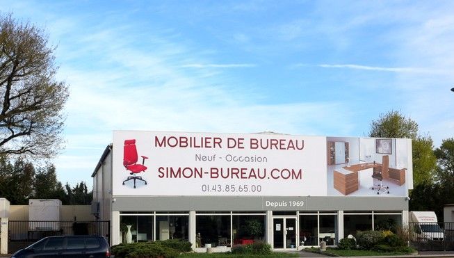 Showroom meubles de bureau accessible