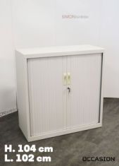 armoire rideaux métallique basse blanche