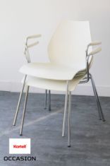 chaise empilable blanche maui Kartell