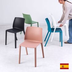 chaise collectivité recyclable empilable 